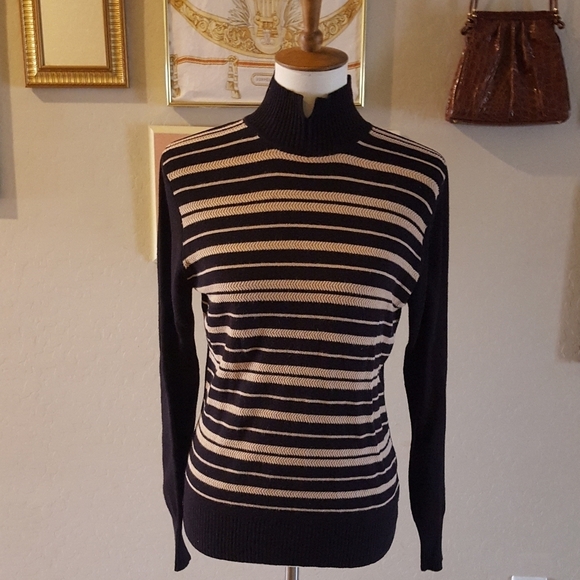 Simon Chang  Black and Gold Striped‎ Long Sleeve Turtleneck - Picture 2 of 6